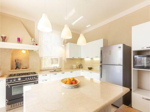 Four-bedroom Holiday Home In Camaiore (Lu)