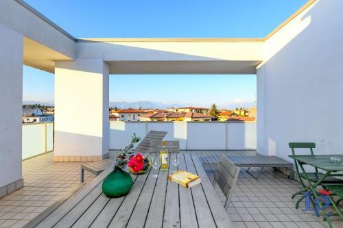 Apartamento Desenzanoloft "gardalucky" Accomodate Until 8 People's