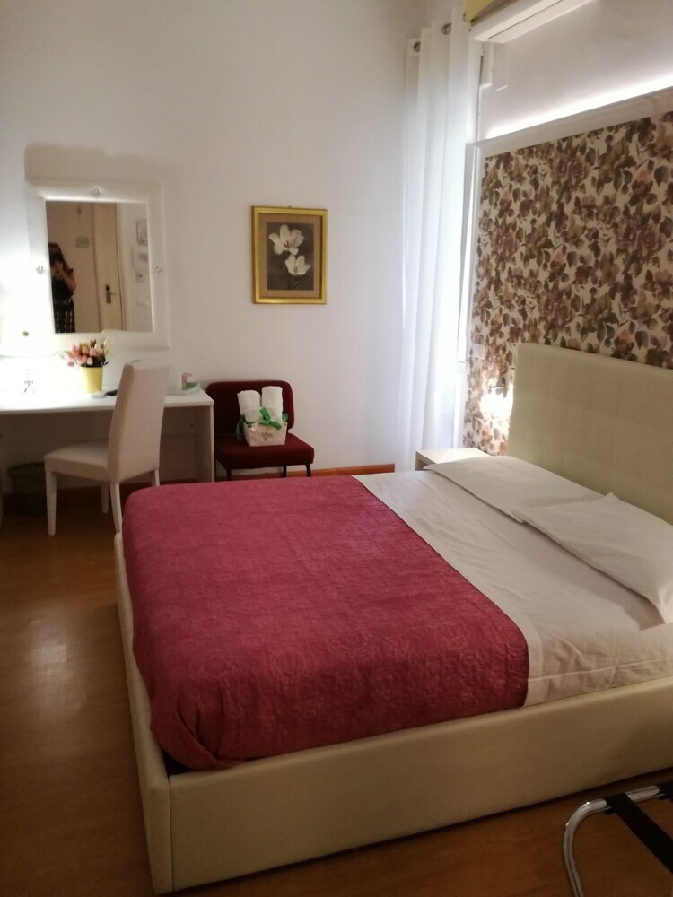 B&B Abatjour