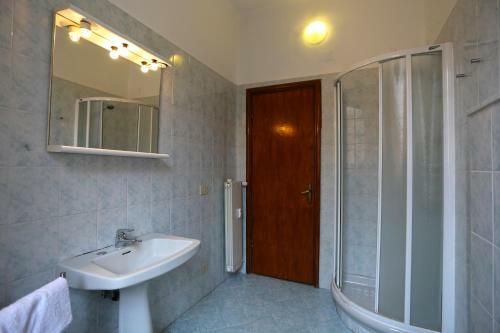 Decana Apartment