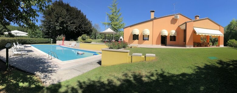 Bed & Breakfast Villa Fior Di Robinia