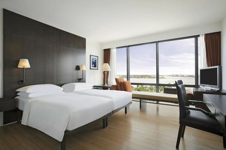 Hotel Hyatt Regency Dar Es Salaam, The Kilimanjaro
