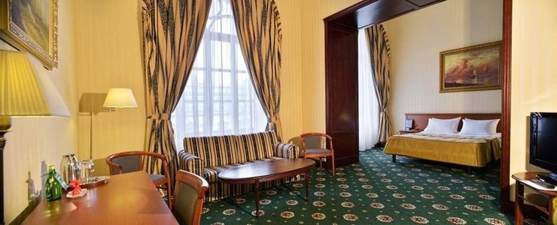 Hotel Ayvazovskiy