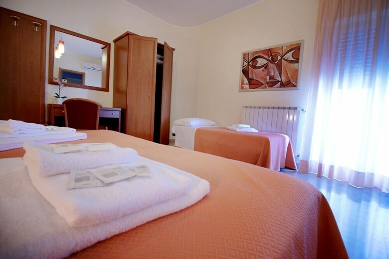 Hostal B&B Orchidea
