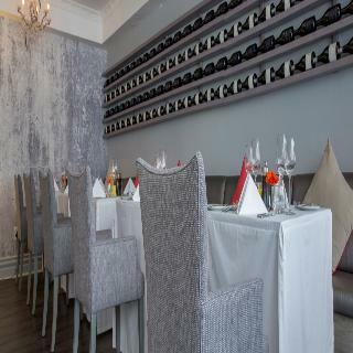 Le Vendome Hotel