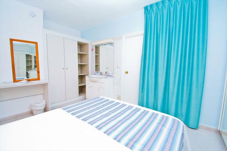 Hostal Sa Paissa - Adults Only