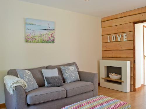 Plas Cottage
