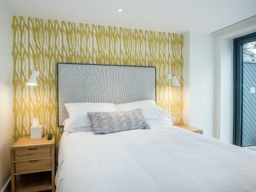 2 The Salterns