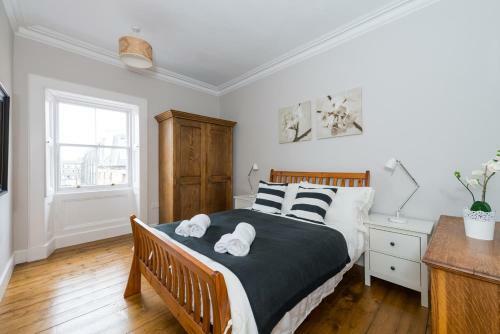 Stylish Southside Apartment