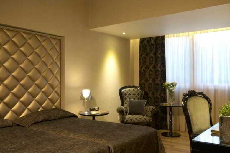 Hotel Cleopatra