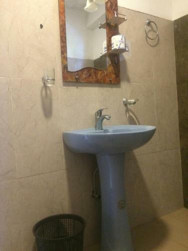 Hostal 7th Hill Guesthouse