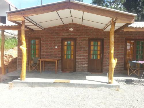 Hotel Rawana Den