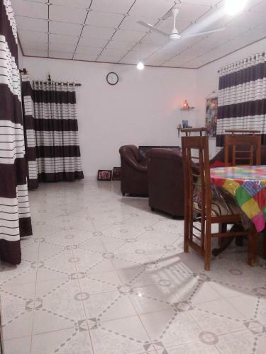 Hostal Inuja Guest