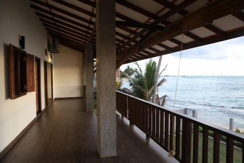 Apartamento Hikka Beach Flat