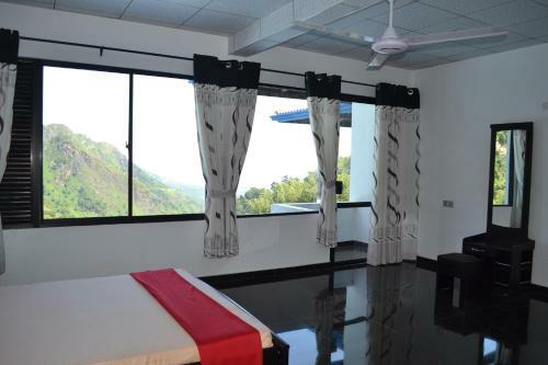 Hotel Ella's Edge Resort