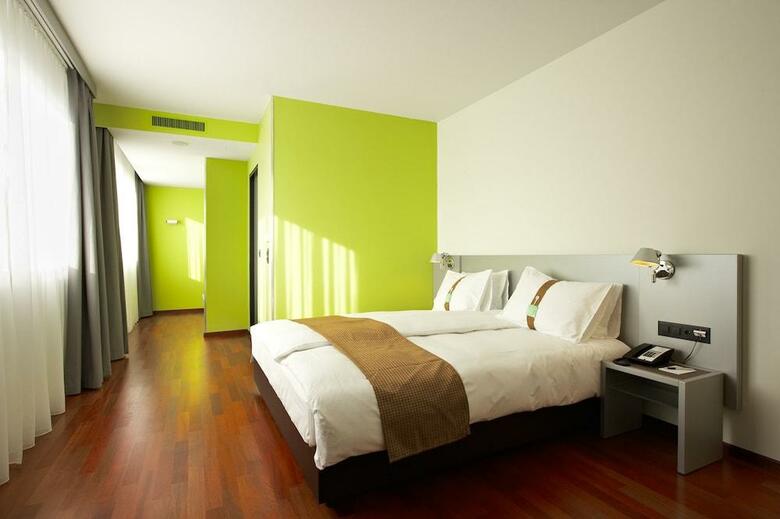 Hotel Holiday Inn Zurich Messe