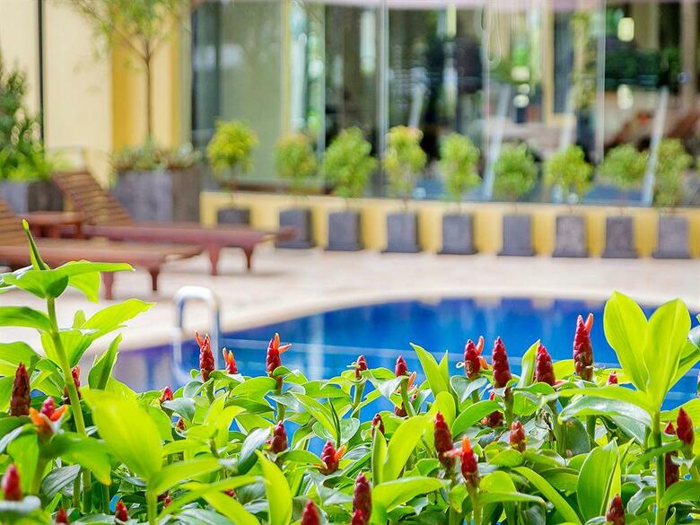 Astera Sathorn Hotel