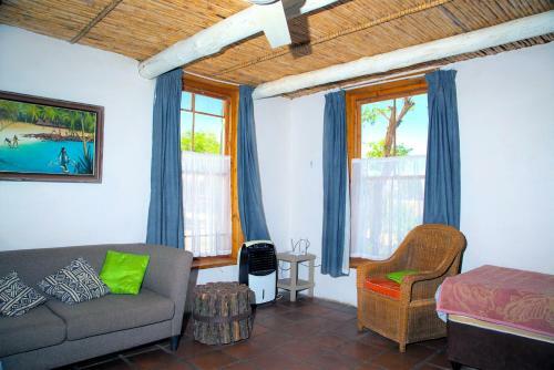 Hostal Aloe Guest House