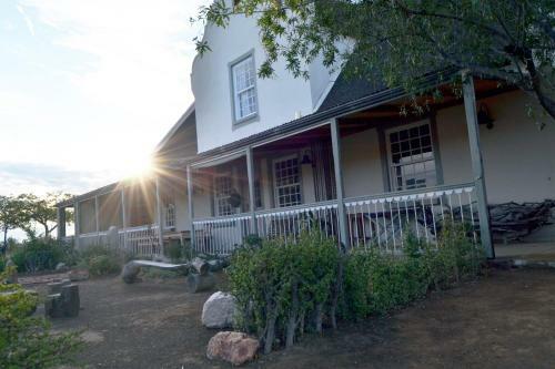 Hostal Aloe Guest House