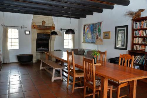 Hostal Aloe Guest House