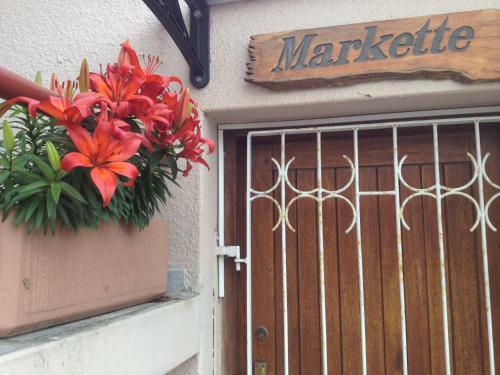 Hostal Markotter Place