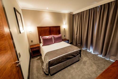Hotel Raphael Suites