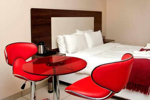 Hotel Eagle Nest Luxury Accommodation