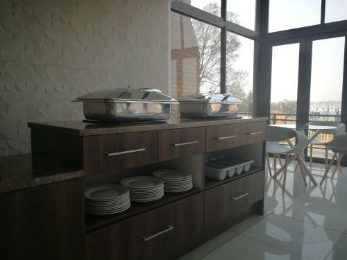 Hotel Eagle Nest Luxury Accommodation