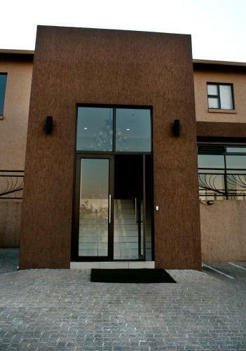Hotel Eagle Nest Luxury Accommodation