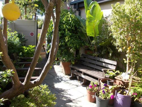 Villa Ocean Crest B&B
