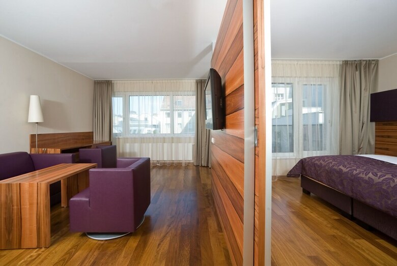 Hotel Pakat Suites