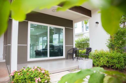 Maximize Luxury Apartment