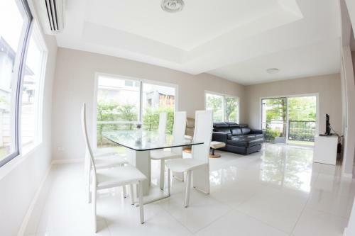 Maximize Luxury Apartment