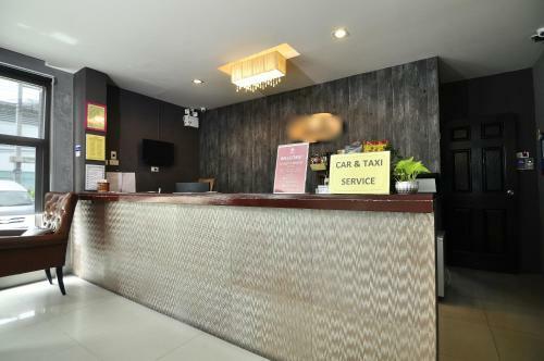 Hotel Zen Rooms Kingkaew 45
