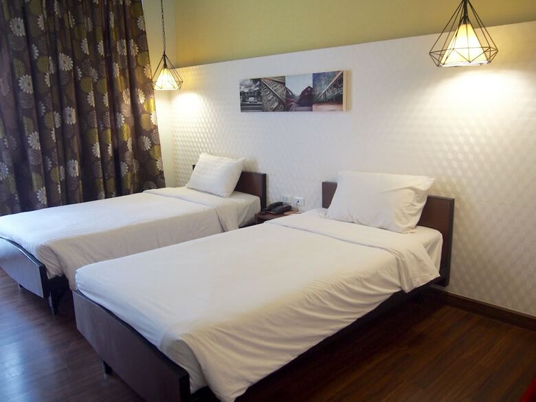 Hotel Retroasis