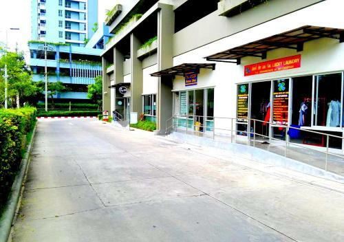 Apartamento Lumpini Seaview Top Floor