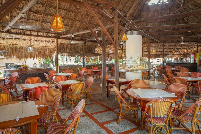 Hotel Decameron Gale�n