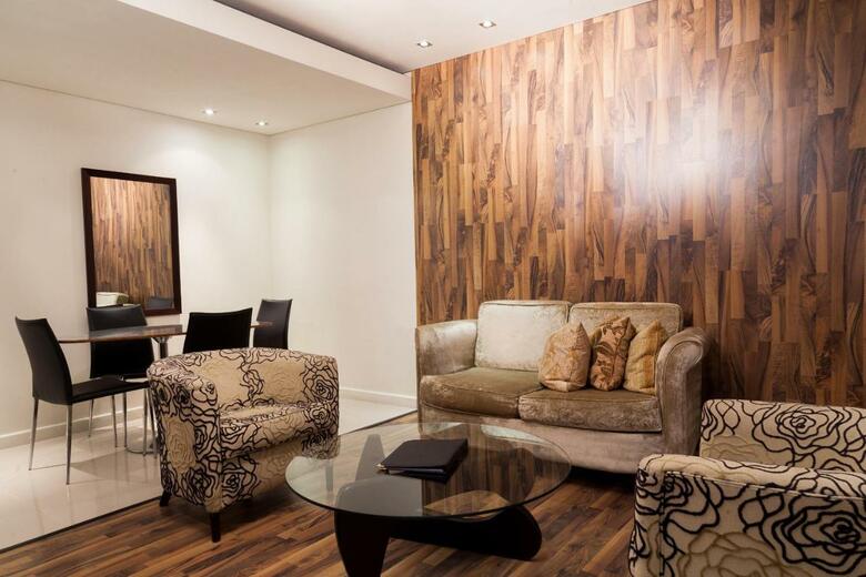 Hotel Protea Colosseum