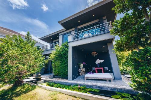 The Ville Villa