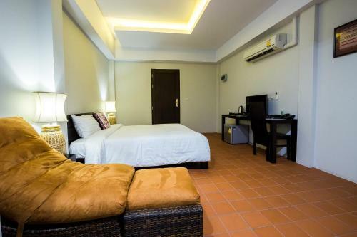 Hotel Jamadevi Lamphun