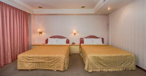 Posada Empire Hotel
