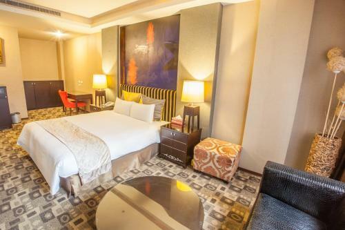 Spring Breeze Hotel