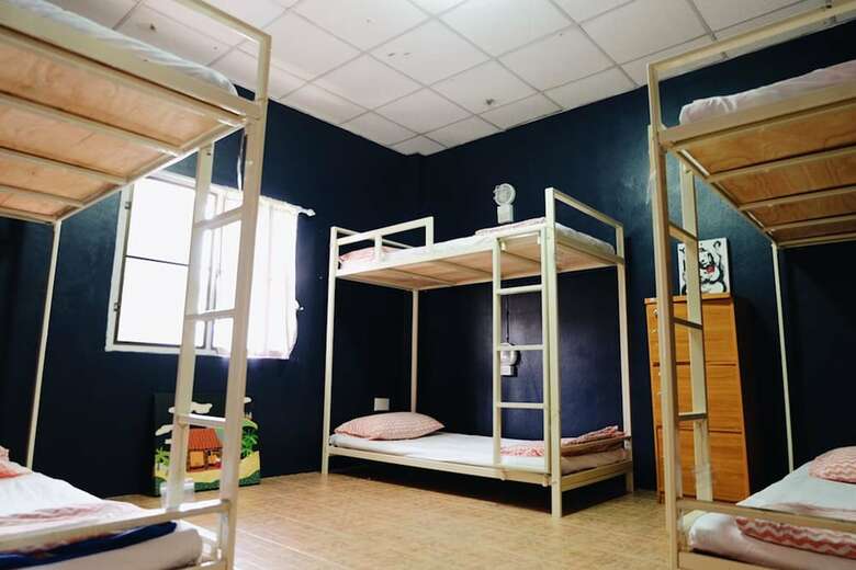 Carrot On The Moon Hostel