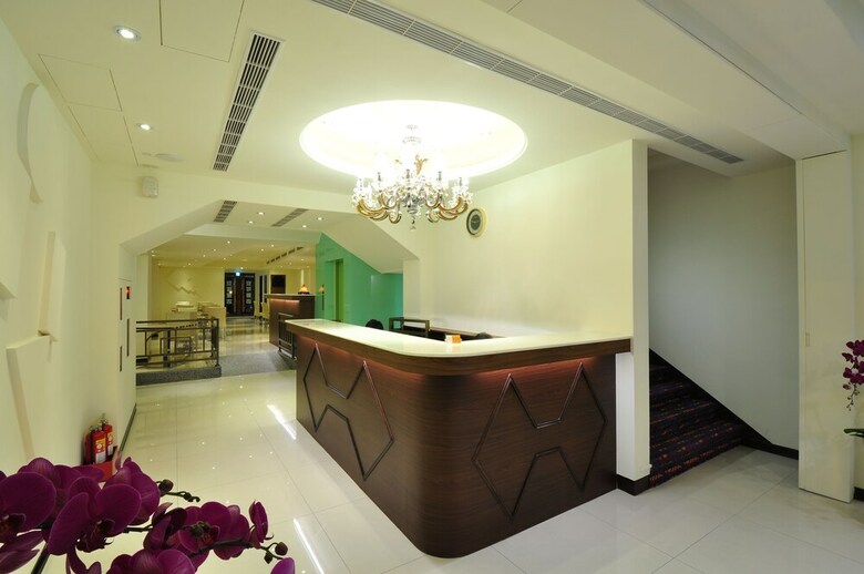 Bravo Hotel