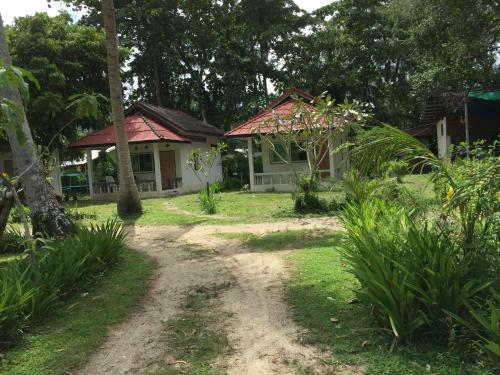 Koh Mook Coco Lodge