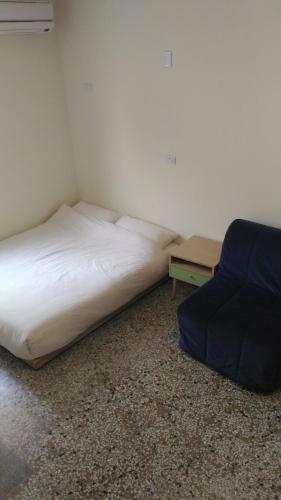 4+57 Hostel