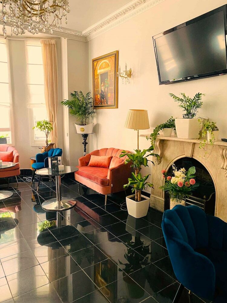 Hotel My Place