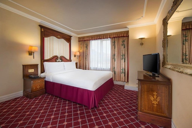 Hotel Rathbone