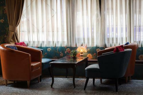 Cho Hotel