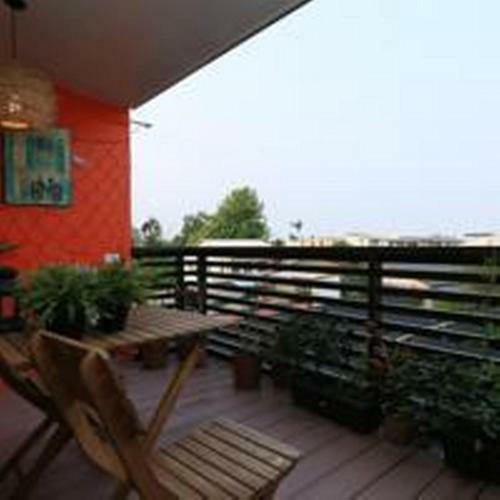 Bed & Breakfast Red Chimney Hostel